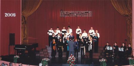 Sveta maša s pevci mešanega cerkvenega pevskega zbora iz Trbovlja